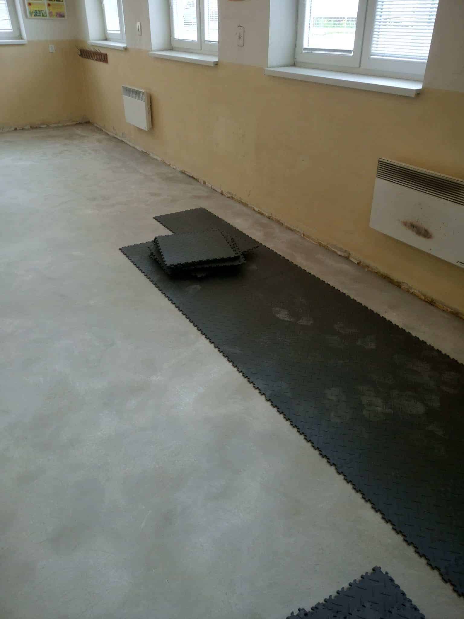Általános iskolai padló, Szlovákia